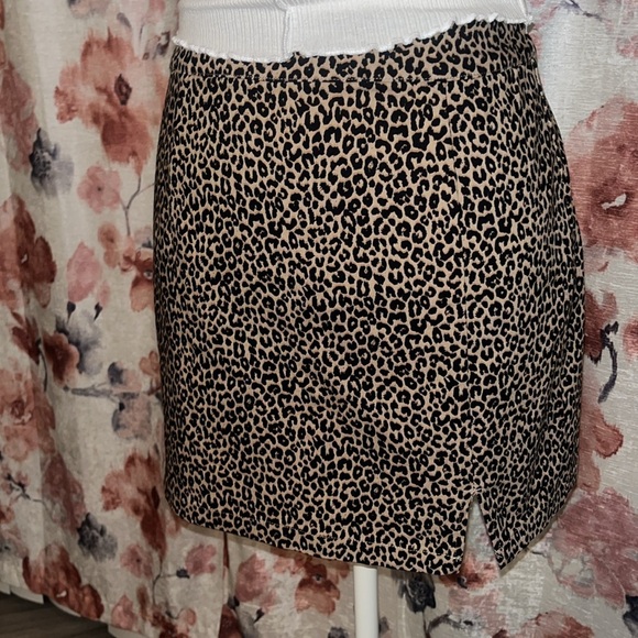 Garage Dresses & Skirts - GARAGE Leopard Cheetah Print Women's Mini Skirt